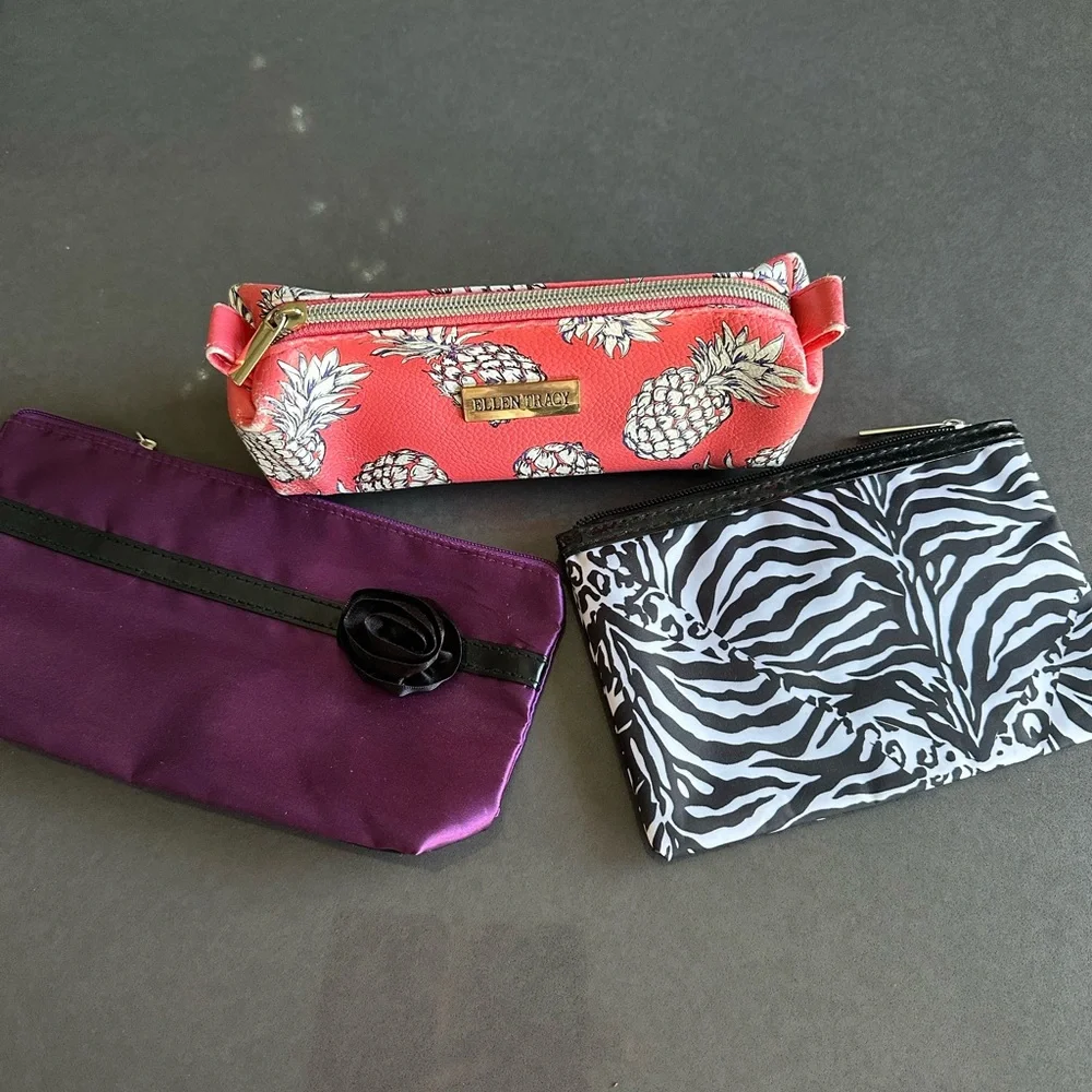 Lot of 3 cosmetic bags